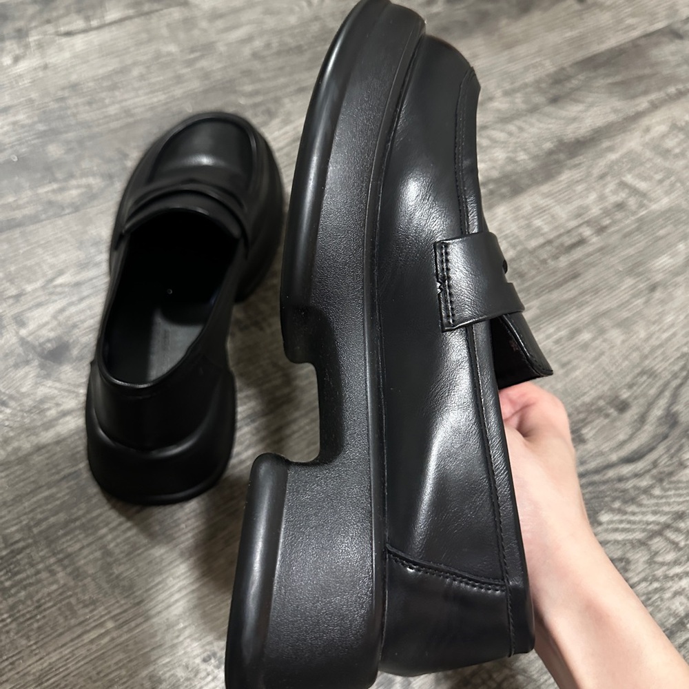 Loafers - Picture 2 of 4